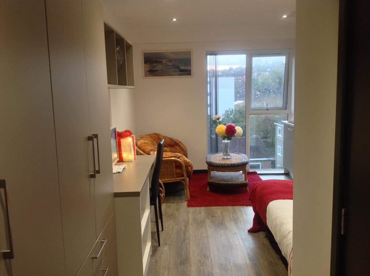 Peace Apartments - Luton Λούτον Εξωτερικό φωτογραφία