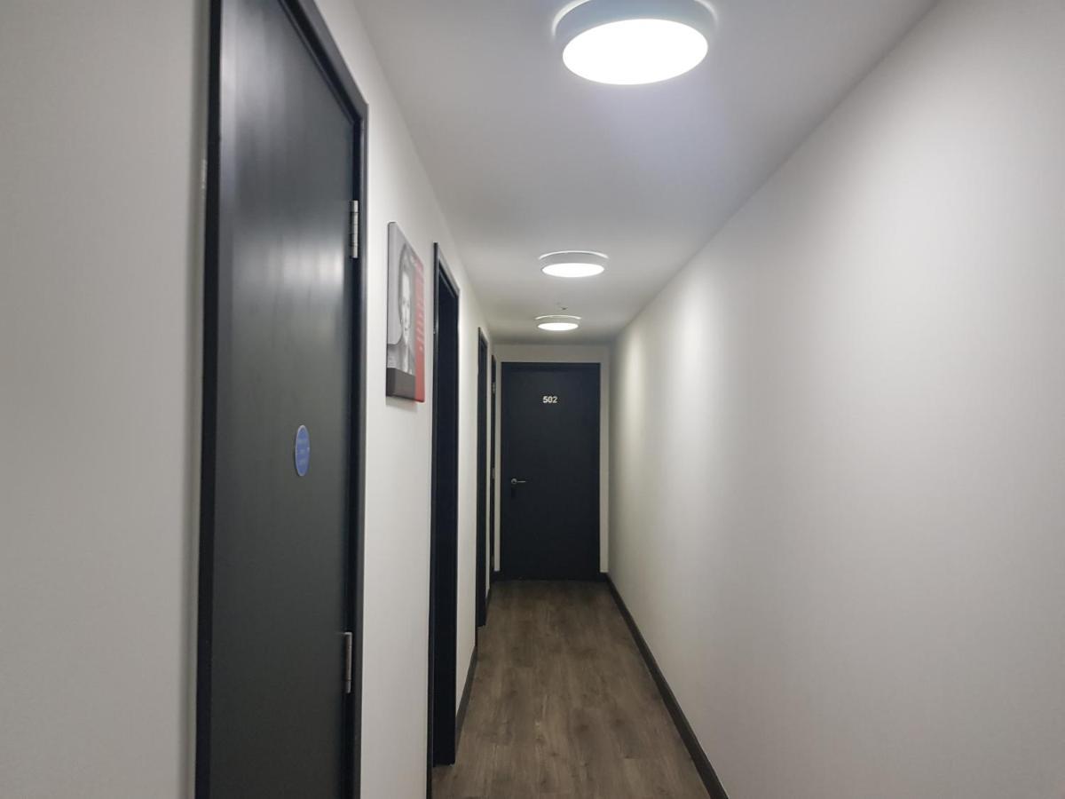 Peace Apartments - Luton Λούτον Εξωτερικό φωτογραφία